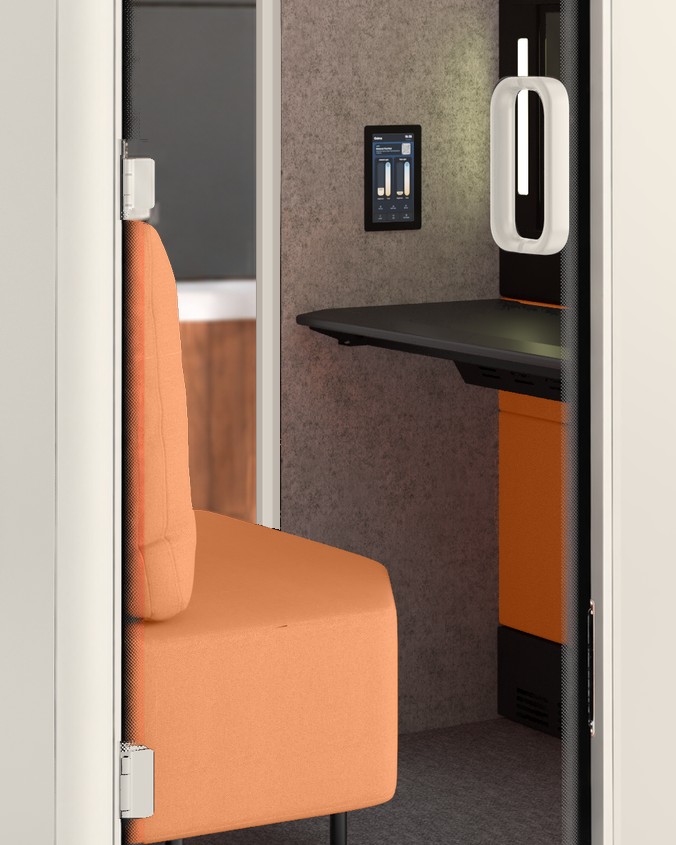 Calma For U interior corner in close-up: felt panel, seat and table edge
