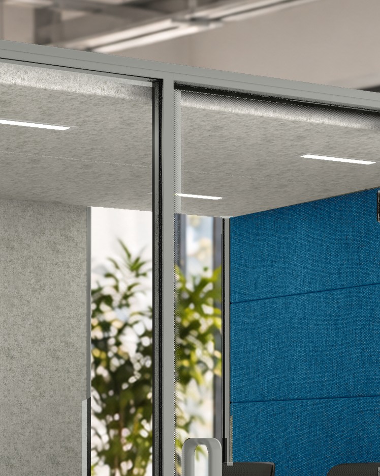 Calma XLarge ceiling light bar washing the felt walls, in close-up